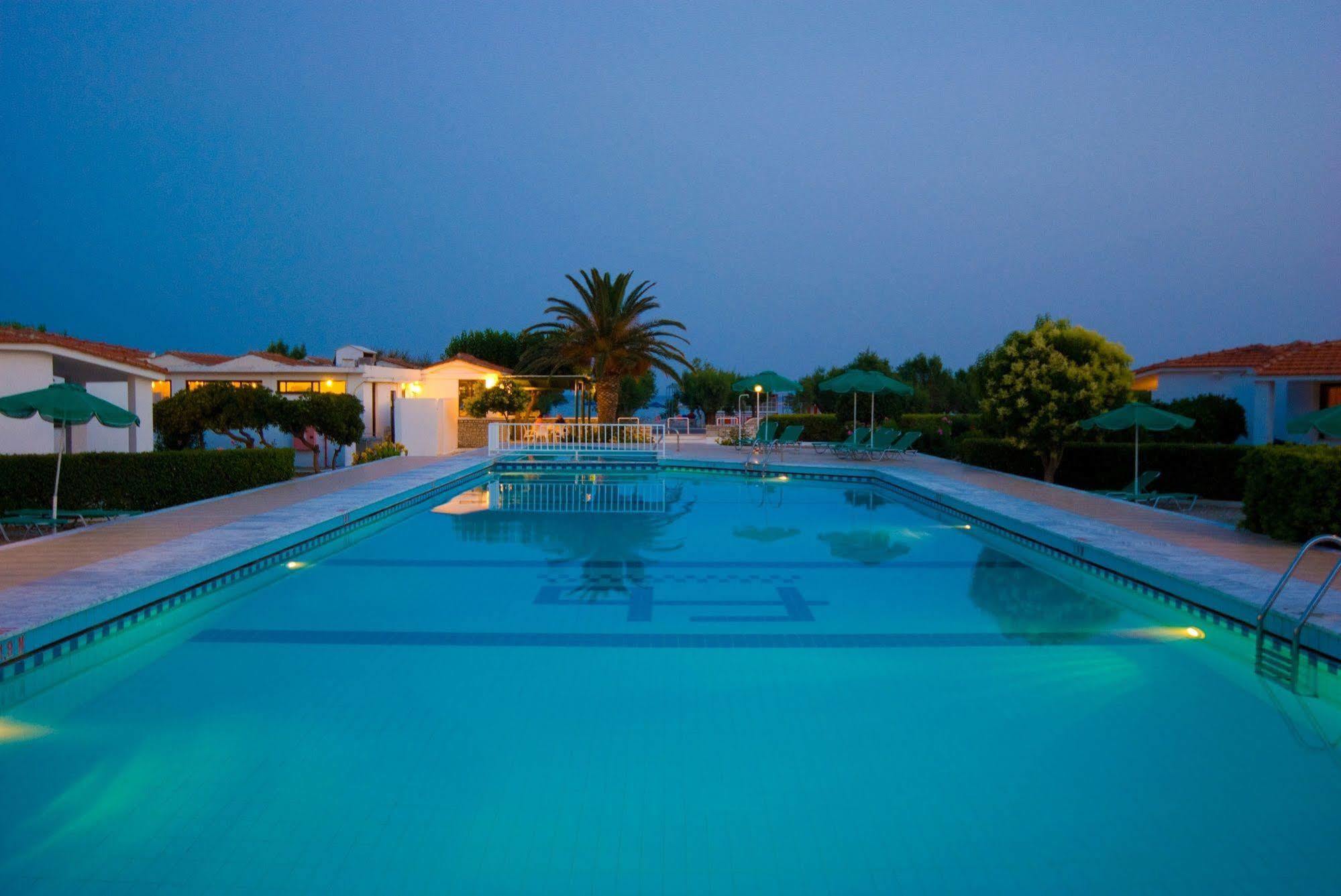 Fito Aqua Bleu Resort Pythagóreion Exterior foto